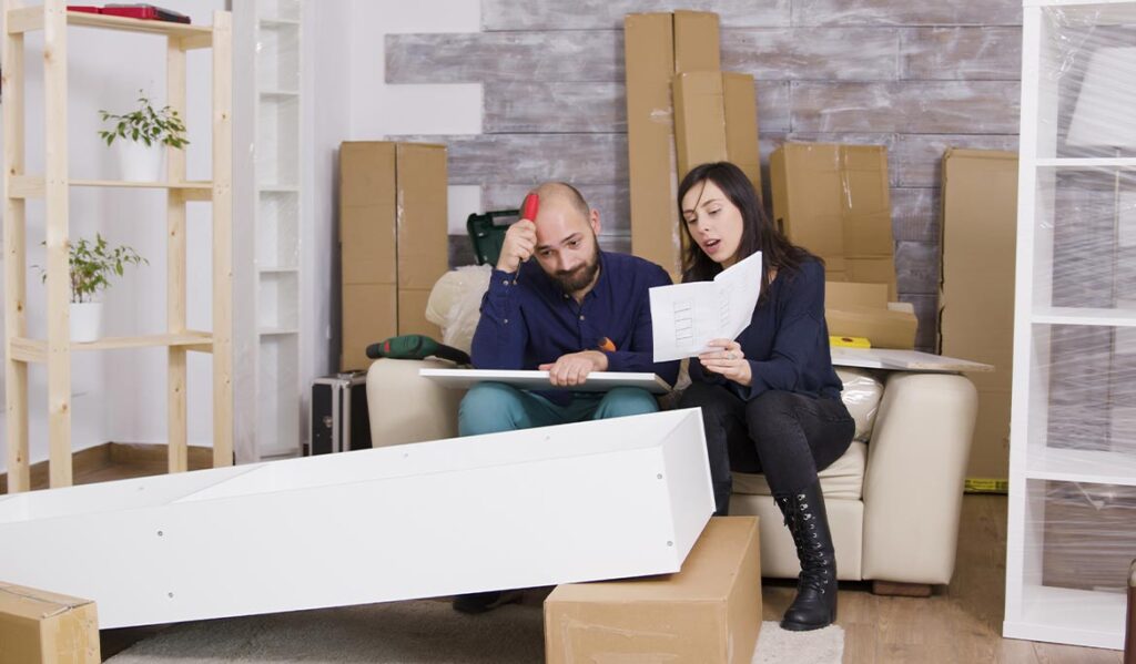 Do furniture removalists dismantle beds? 1 Do furniture removalists dismantle beds